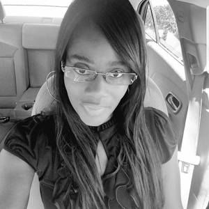 Meet your Posher, Nakea